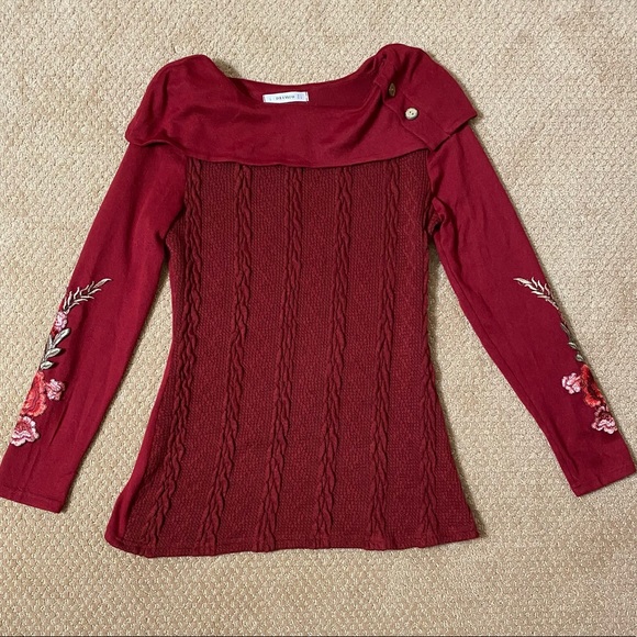 Dressfo Size 4 burgundy sweater with flowery details on the sleeves. - Picture 2 of 7